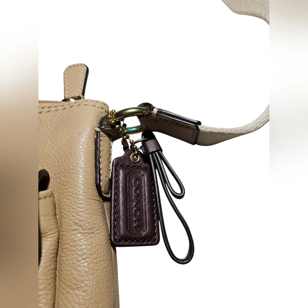 Coach gorgeous park